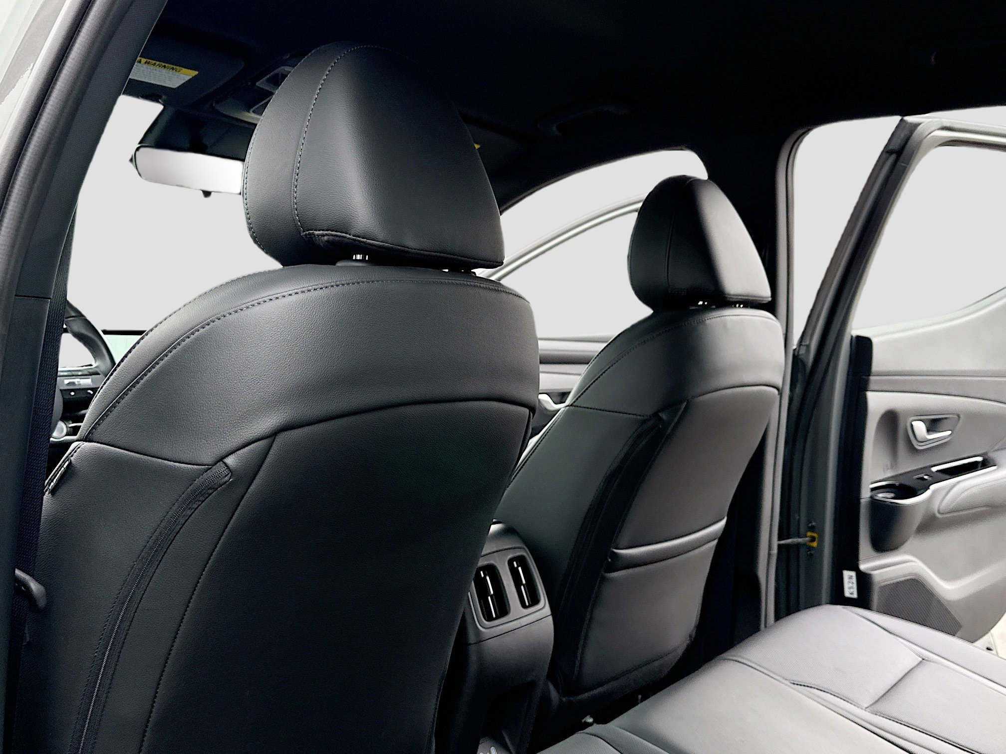 Certified 2025 Hyundai Santa Cruz XRT image 6