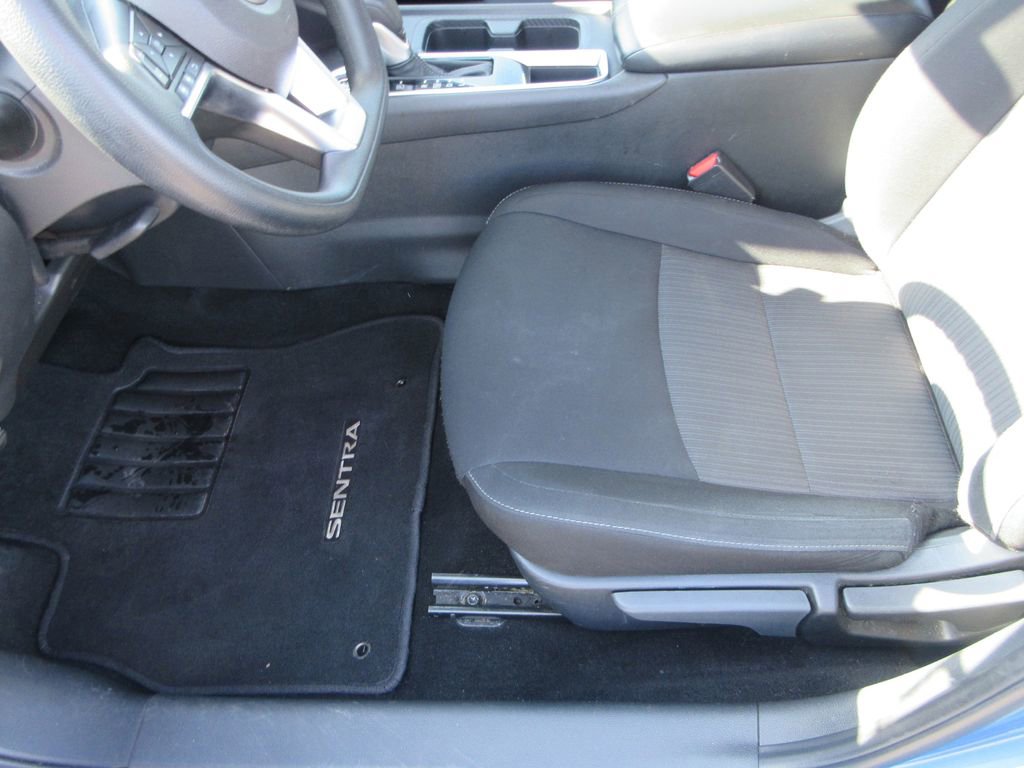 Used 2024 Nissan Sentra SV image 20