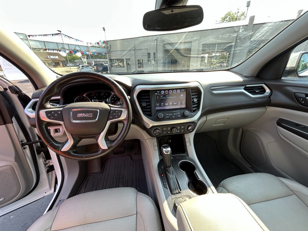 Used 2018 GMC Acadia SLT w/ LPO, Protection Package image 11