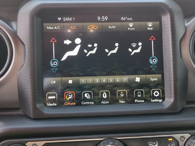 Used 2023 Jeep Gladiator Sport AWD/4WD image 15