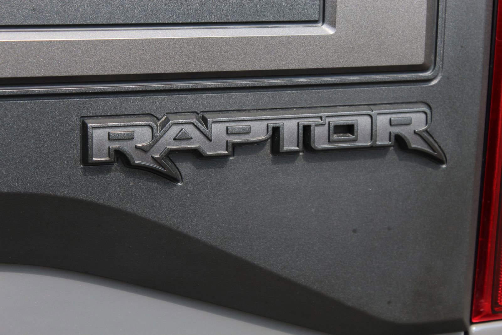 Used 2020 Ford F150 Raptor w/ Equipment Group 802A Luxury AWD/4WD image 28