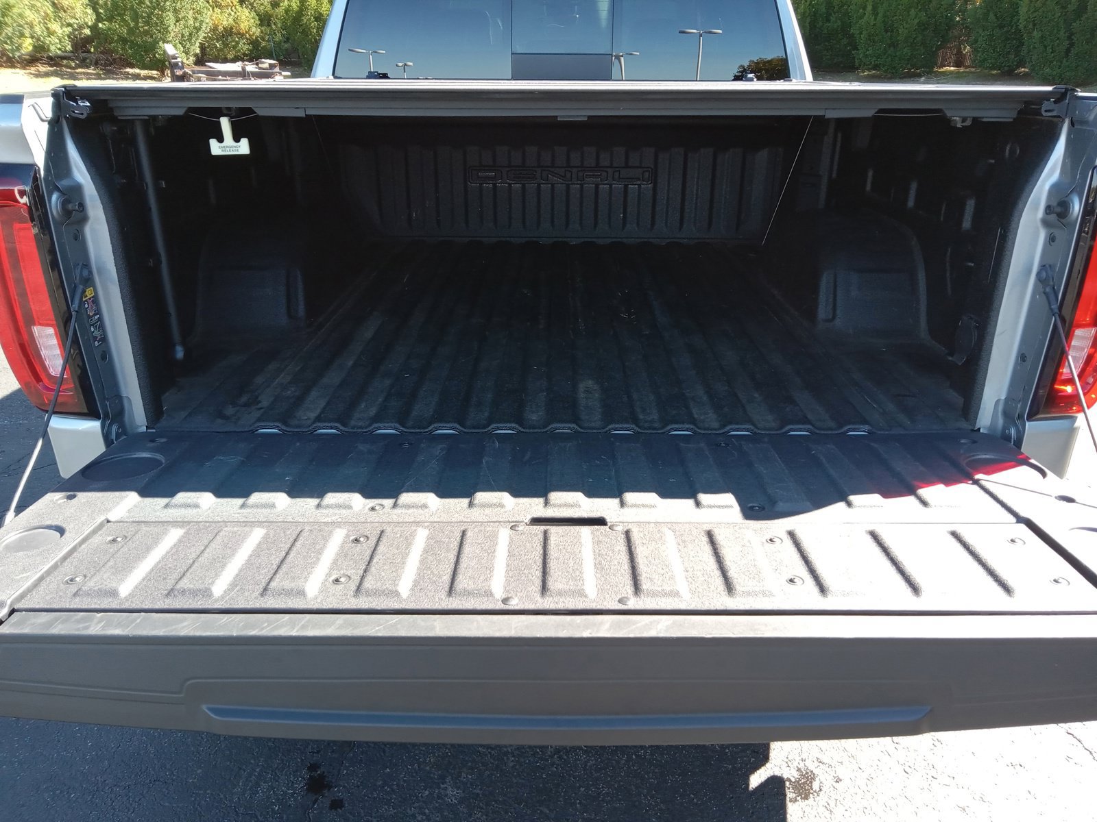 Used 2024 GMC Sierra 1500 Denali Ultimate AWD/4WD image 27