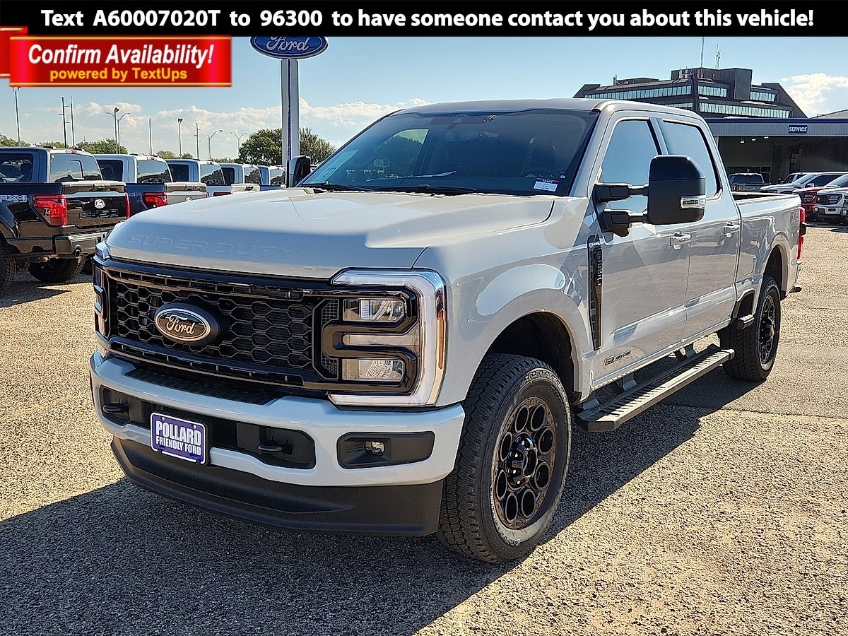 New 2026 Ford F250 Lariat w/ Black Appearance Package