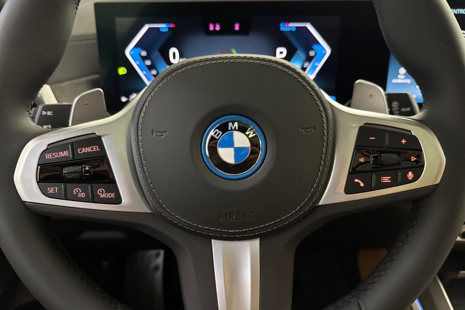 New 2026 BMW X5 xDrive50e AWD/4WD image 17