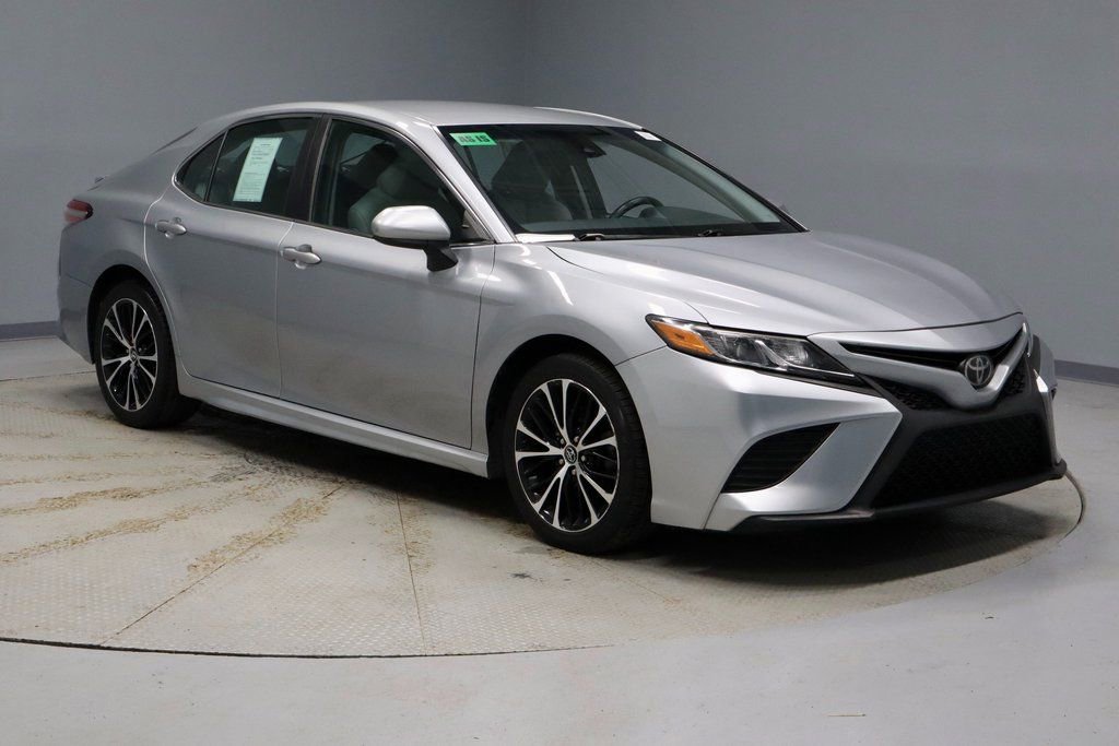 Used 2018 Toyota Camry SE