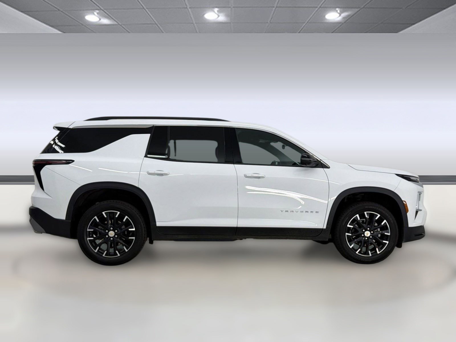Used 2024 Chevrolet Traverse LT w/ LPO, Floor Liner Package FWD image 8