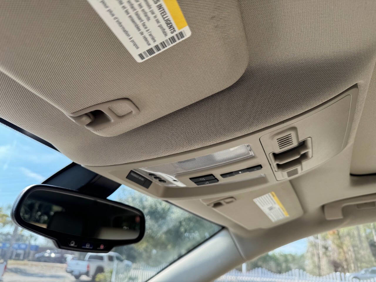 Used 2014 Cadillac SRX Luxury image 19