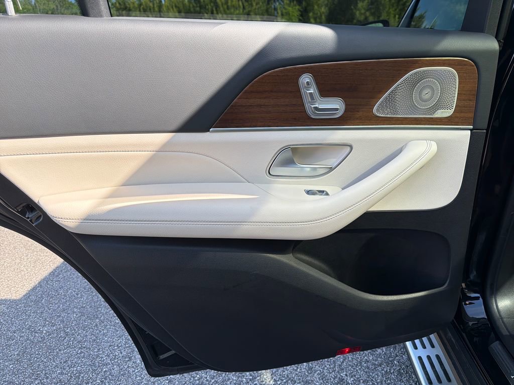 Certified 2023 Mercedes-Benz GLS 450 4MATIC image 46