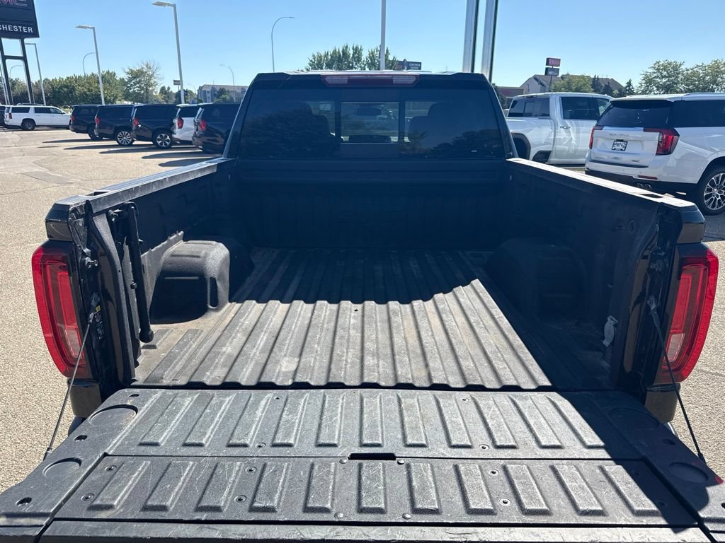 Used 2024 GMC Sierra 1500 SLT w/ SLT Premium Plus Package AWD/4WD image 9