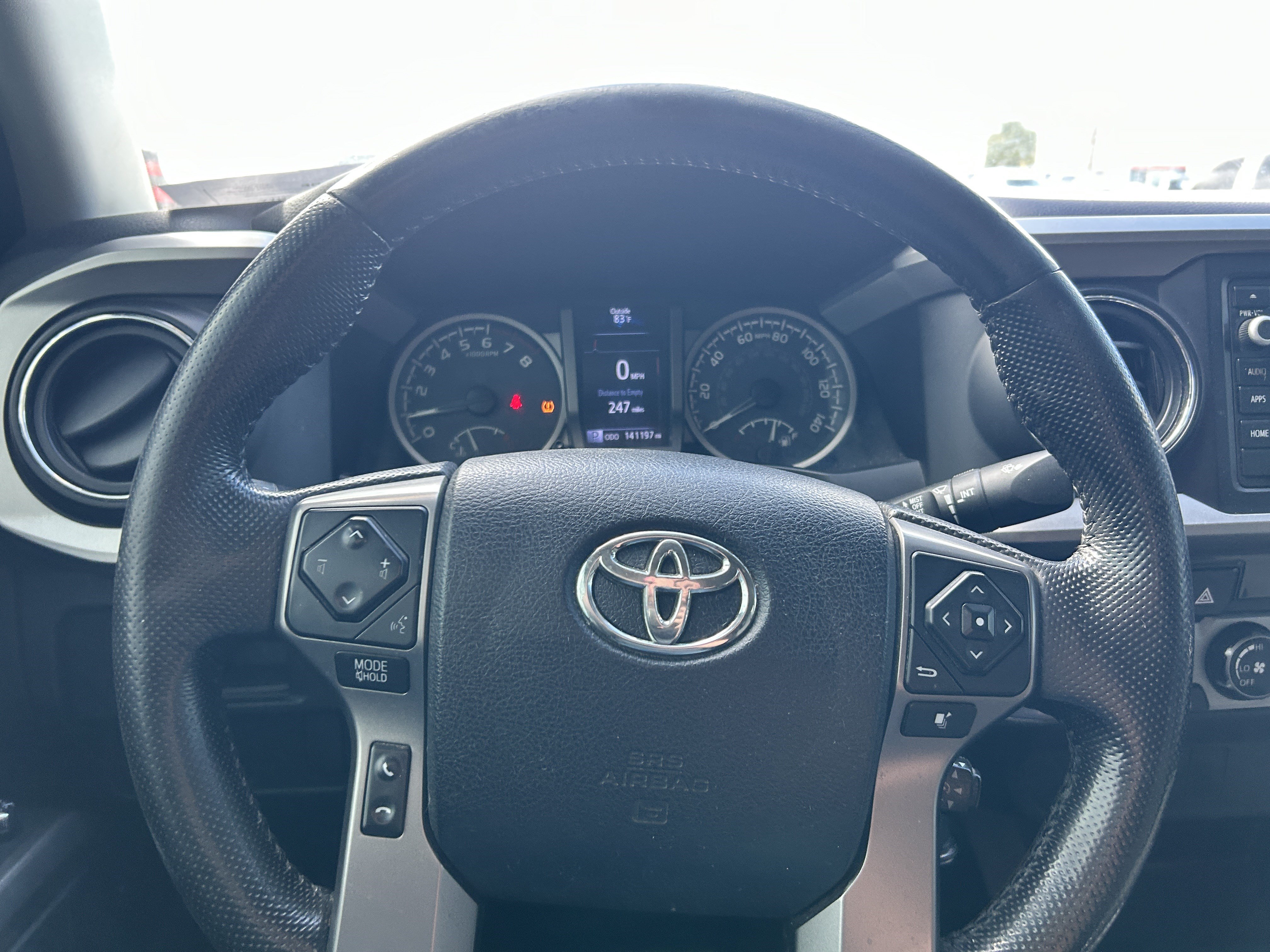Used 2016 Toyota Tacoma SR5 w/ SR5 Appearance Package (SN) RWD image 17