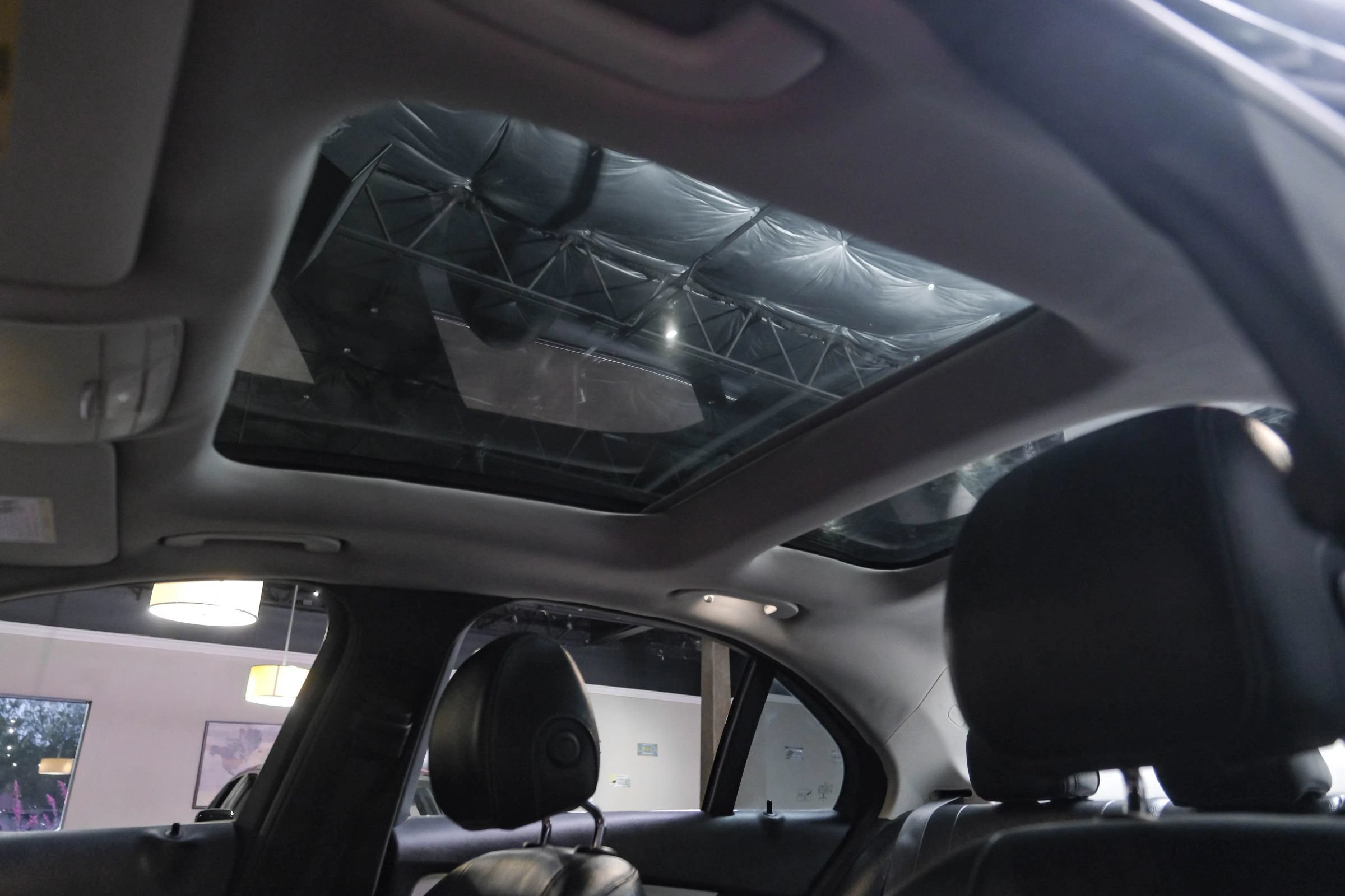 Used 2015 Mercedes-Benz C 300 Sedan image 5