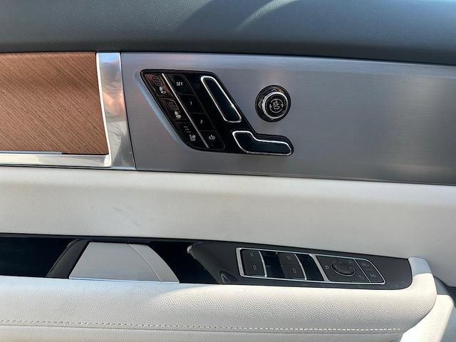 New 2026 Cadillac Vistiq Luxury w/ LPO, Floor Liner Package AWD/4WD image 13
