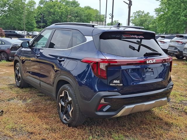 Certified 2025 Kia Seltos EX AWD/4WD image 4