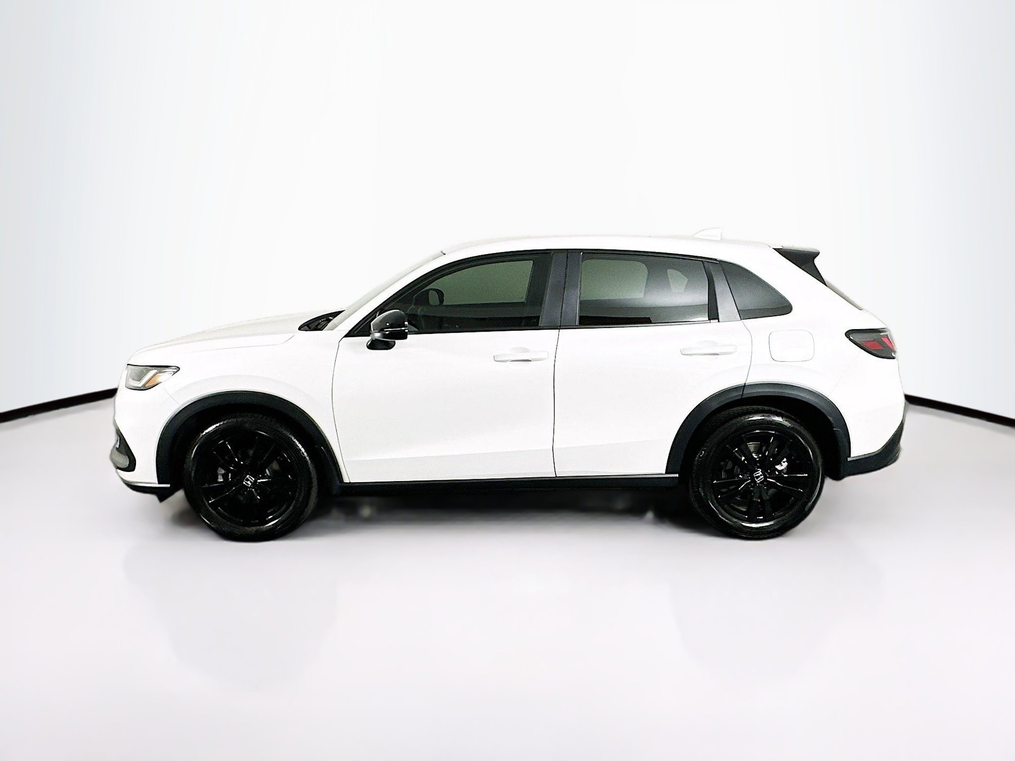 Used 2026 Honda HR-V Sport image 4