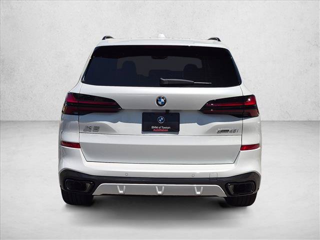 New 2026 BMW X5 xDrive40i w/ M Sport Package AWD/4WD image 8