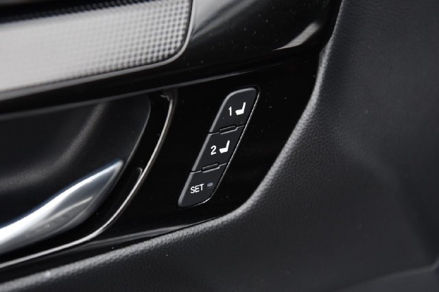 Used 2026 Honda CR-V Sport Touring image 9