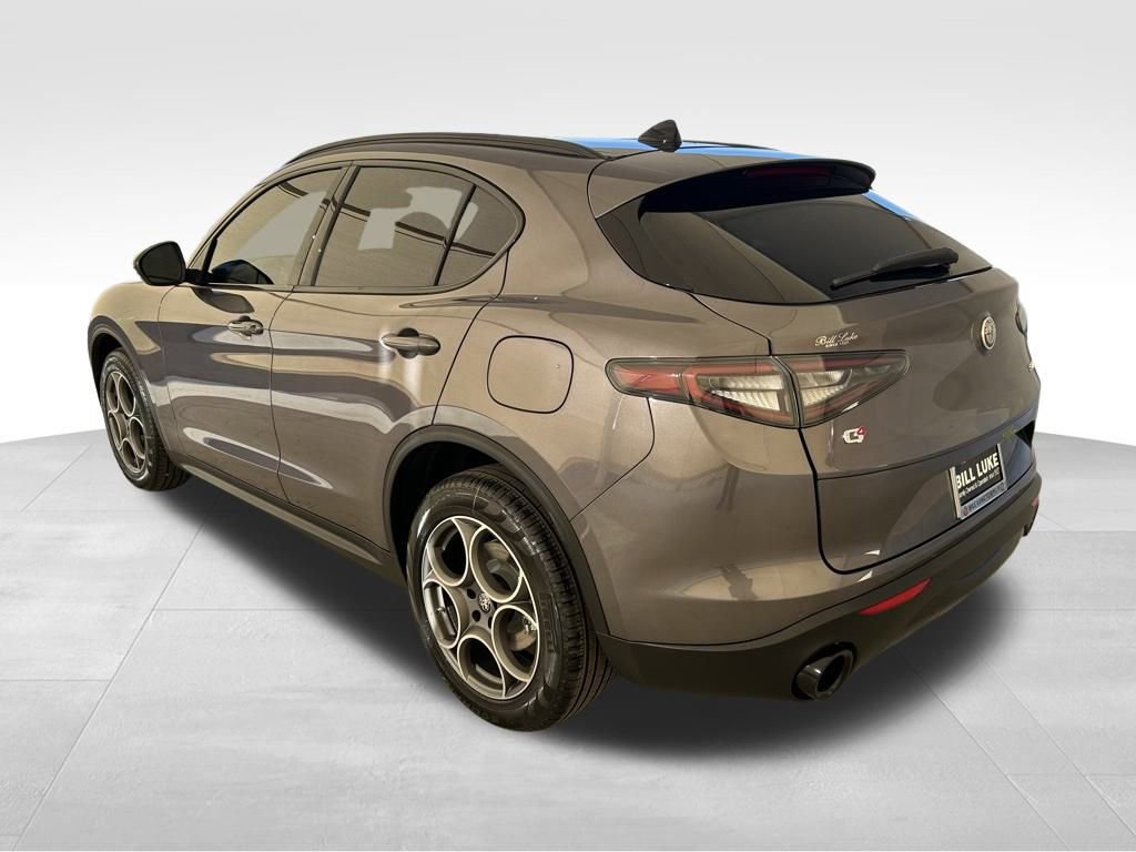 New 2025 Alfa Romeo Stelvio Sprint w/ Convenience Package image 19