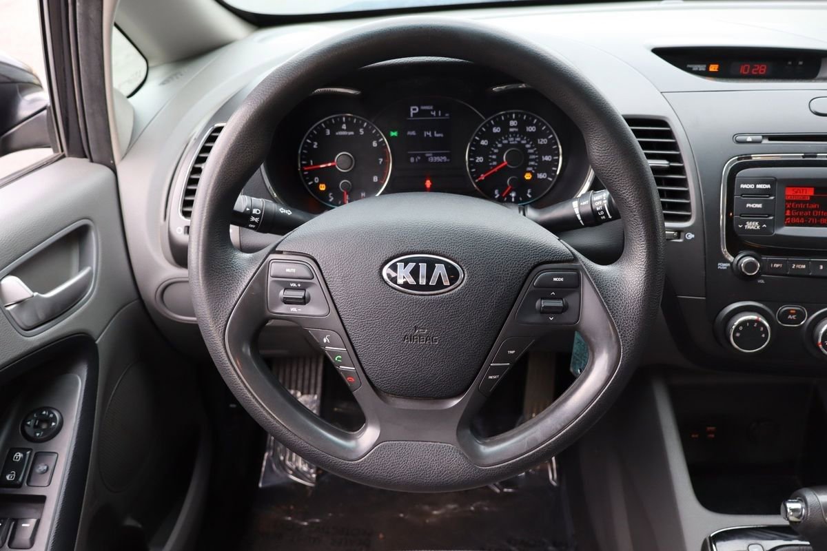 Used 2017 Kia Forte LX image 13
