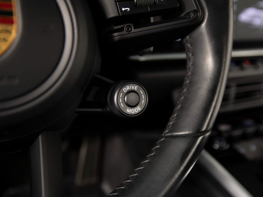 Certified 2022 Porsche 911 Carrera 4S image 29