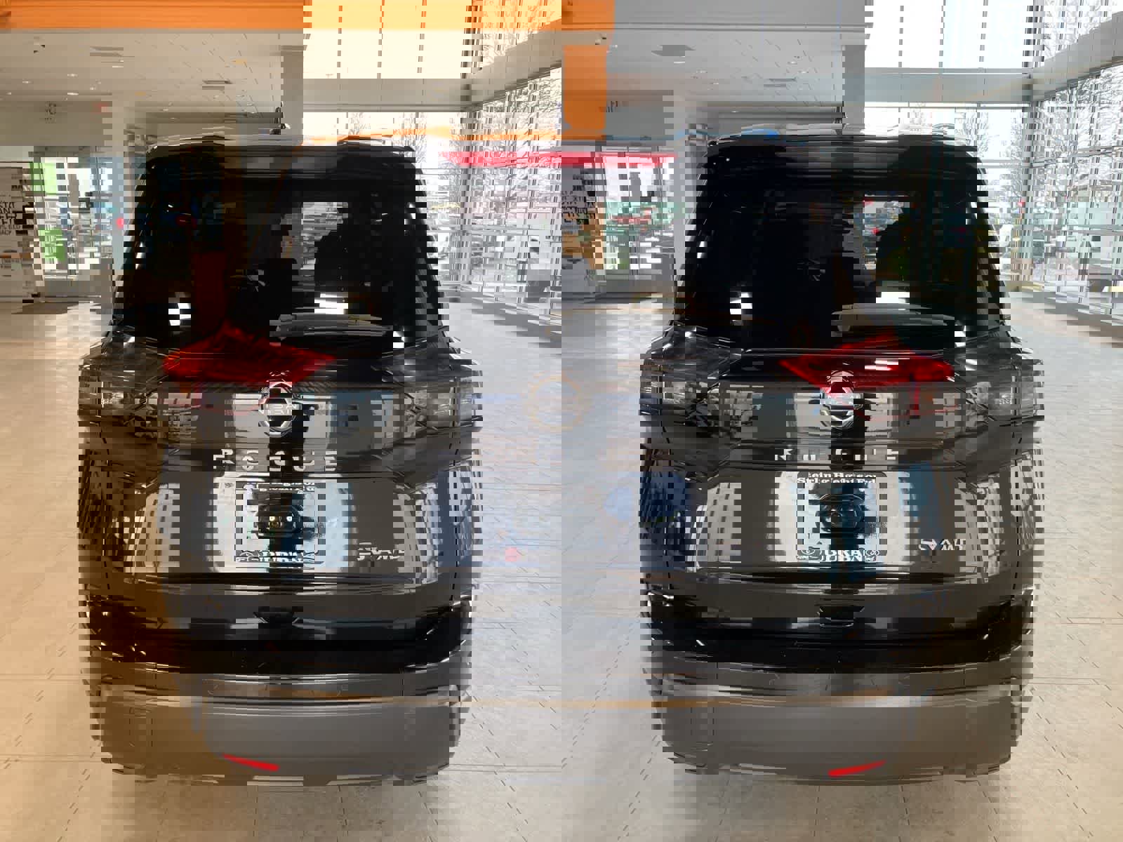 Used 2024 Nissan Rogue SV image 6