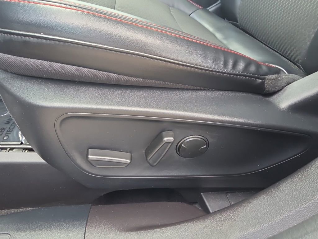 Certified 2024 Ford Escape ST-Line w/ Tech Pack #1 image 18