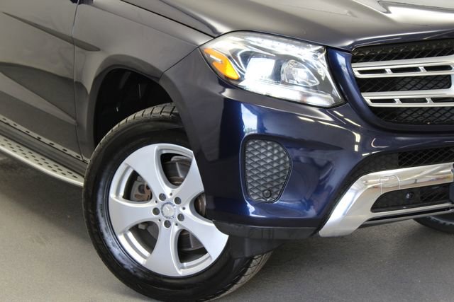 Used 2017 Mercedes-Benz GLS 450 4MATIC image 2