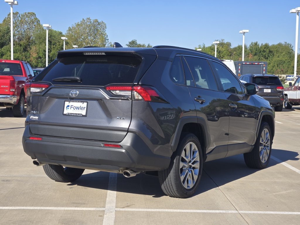 Used 2024 Toyota RAV4 XLE Premium FWD image 5