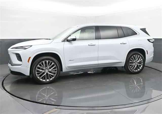 New 2026 Buick Enclave Avenir w/ Super Cruise Package image 2
