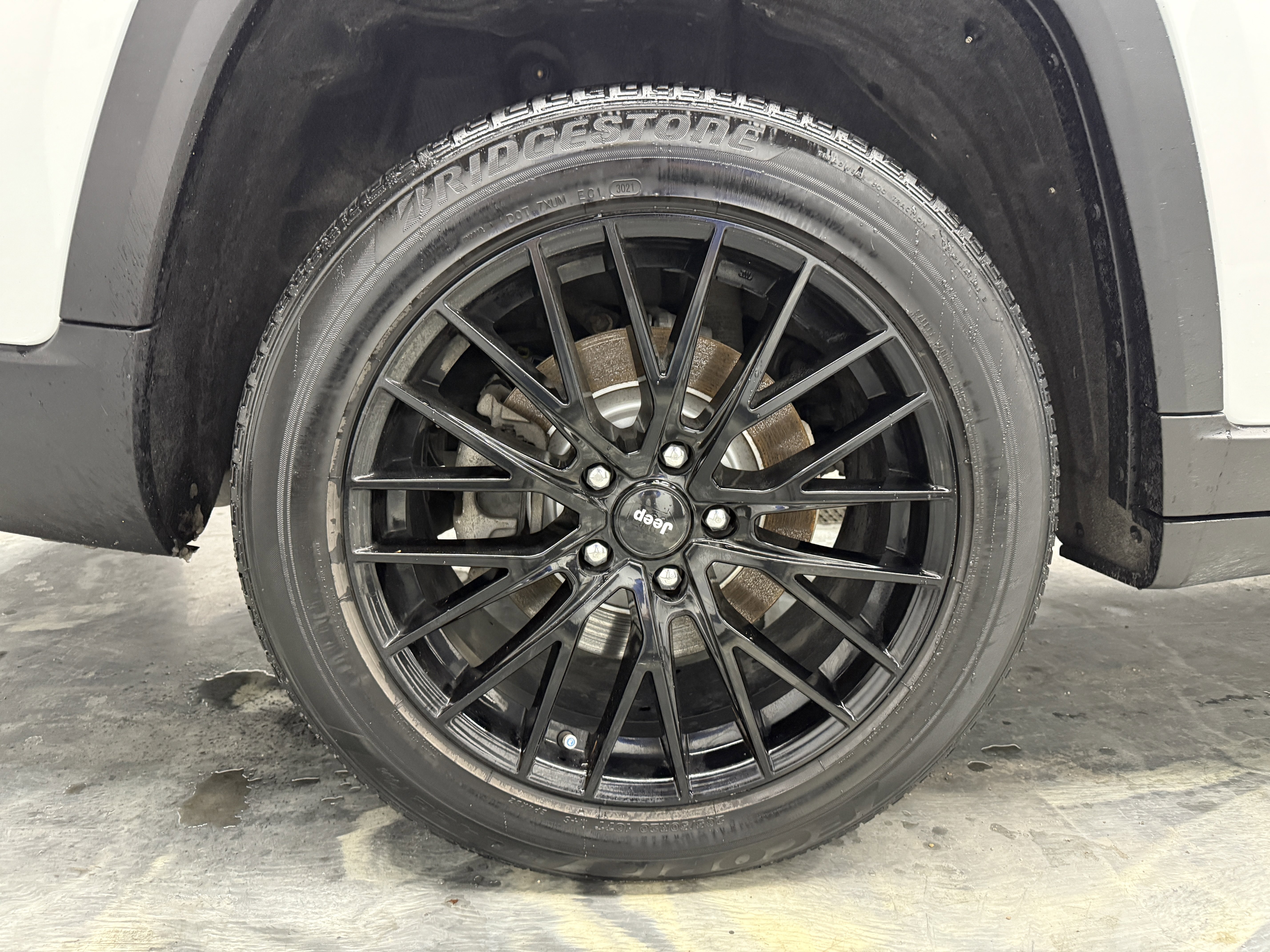 Used 2021 Jeep Grand Cherokee L Limited w/ Luxury Tech Group II image 35