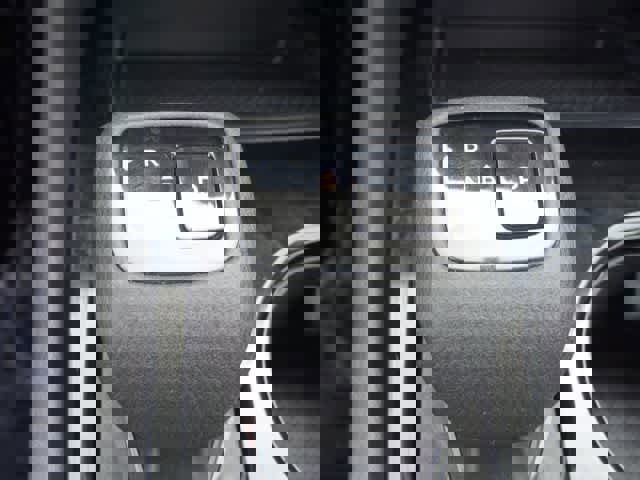 Used 2023 Nissan Rogue SV FWD image 30