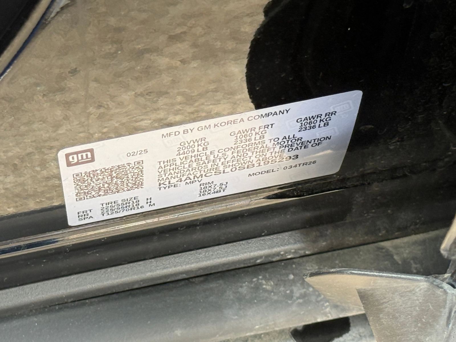 Used 2025 Buick Encore GX Preferred AWD/4WD image 29