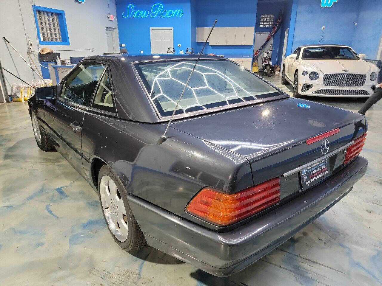 Used 1995 Mercedes-Benz SL 320 image 12