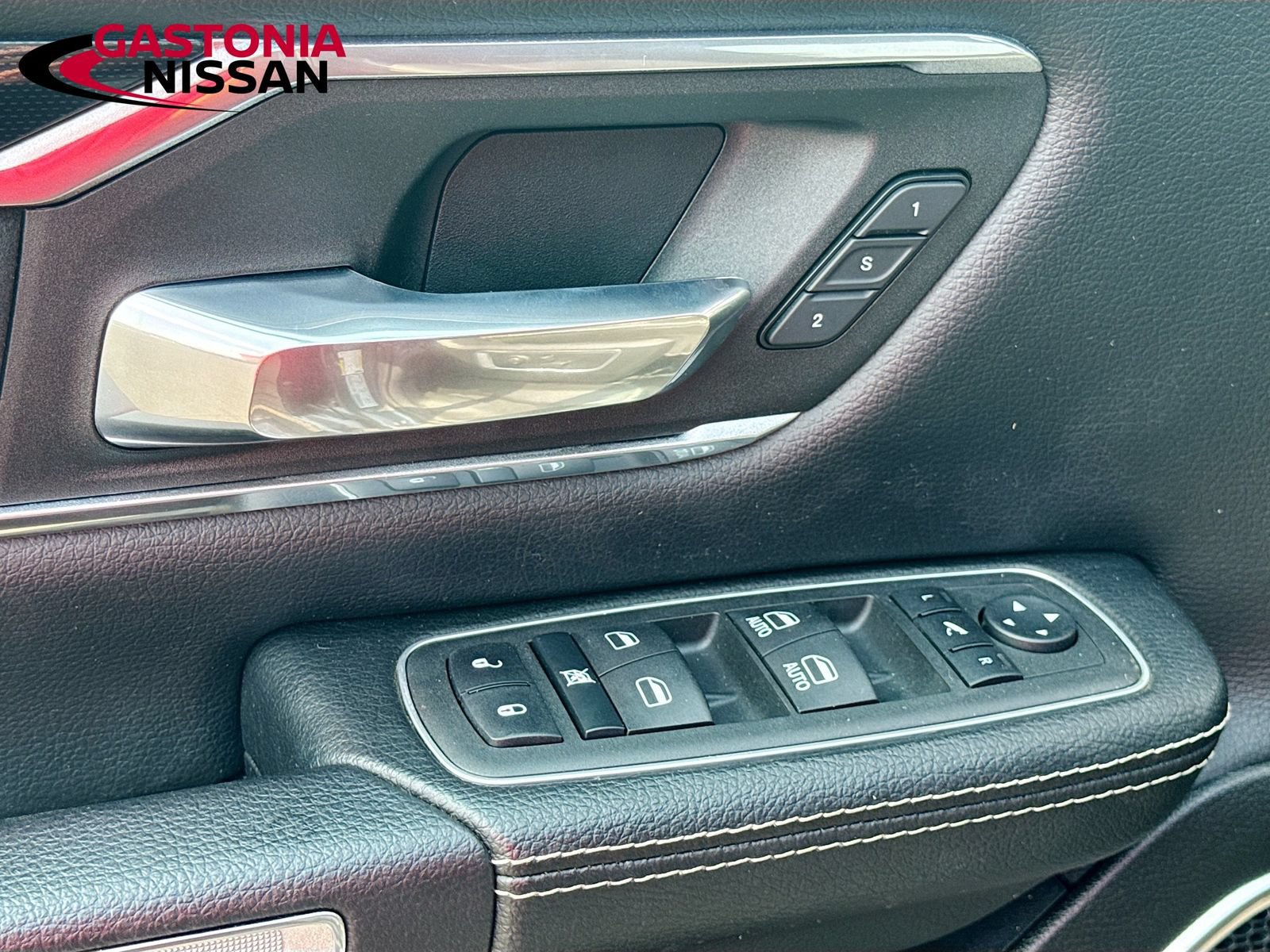 Used 2022 RAM 1500 Laramie w/ Sport Appearance Package AWD/4WD image 23