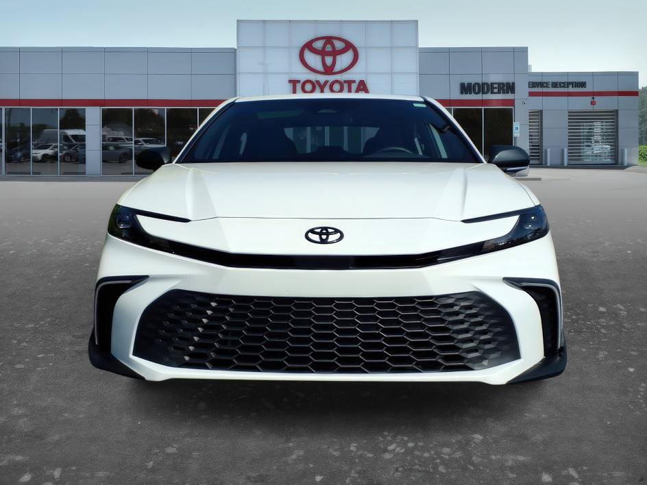 Used 2026 Toyota Camry SE FWD image 10
