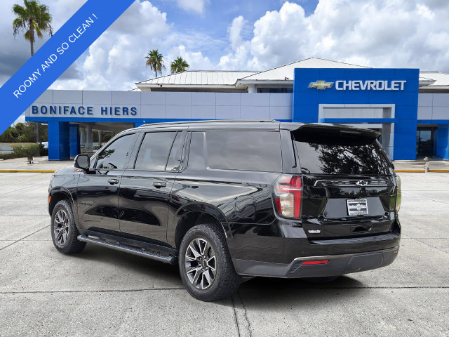 Used 2022 Chevrolet Suburban Z71 w/ Luxury Package AWD/4WD image 3