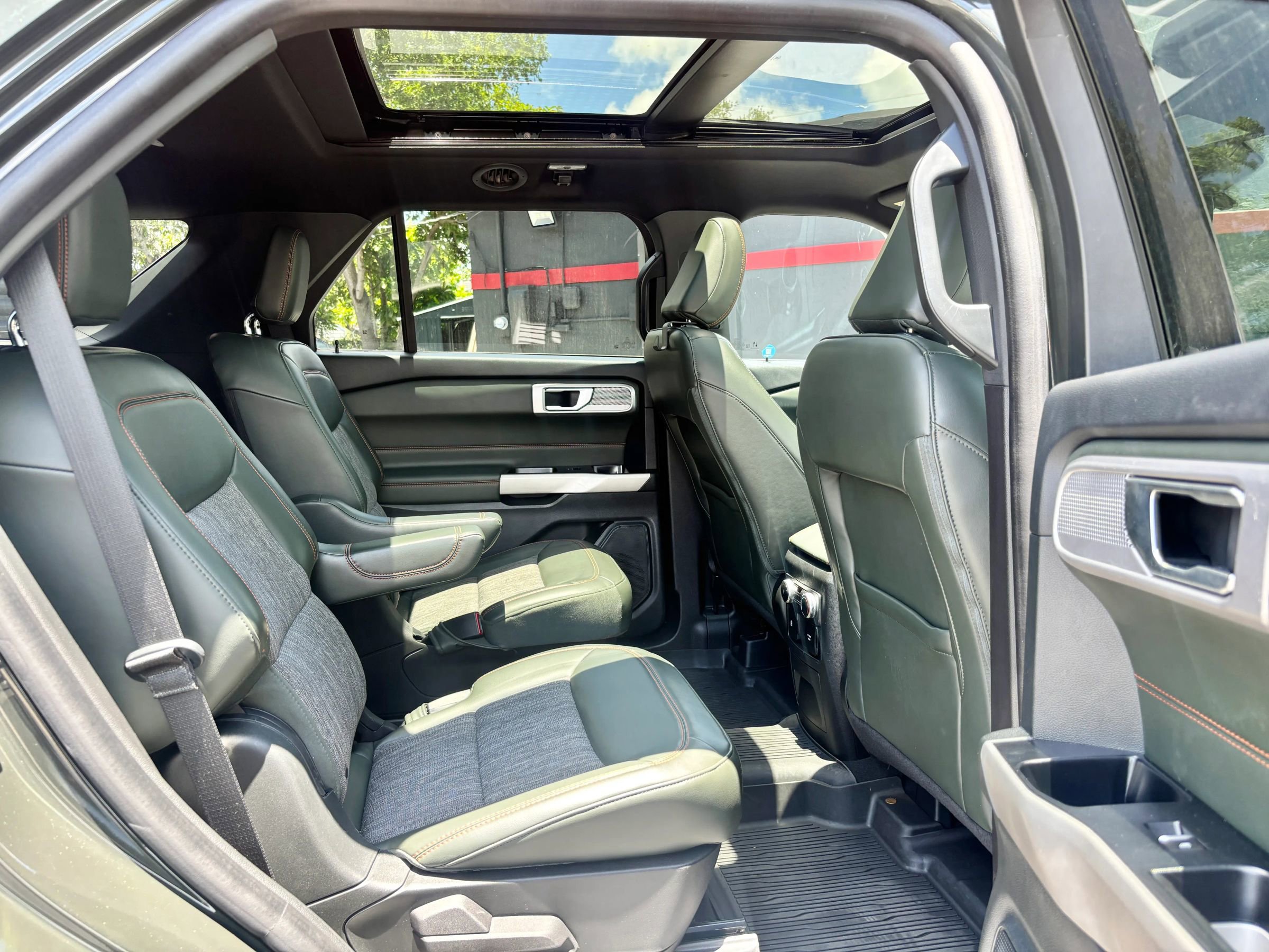 Used 2022 Ford Explorer Timberline w/ Timberline Technology Package AWD/4WD image 28