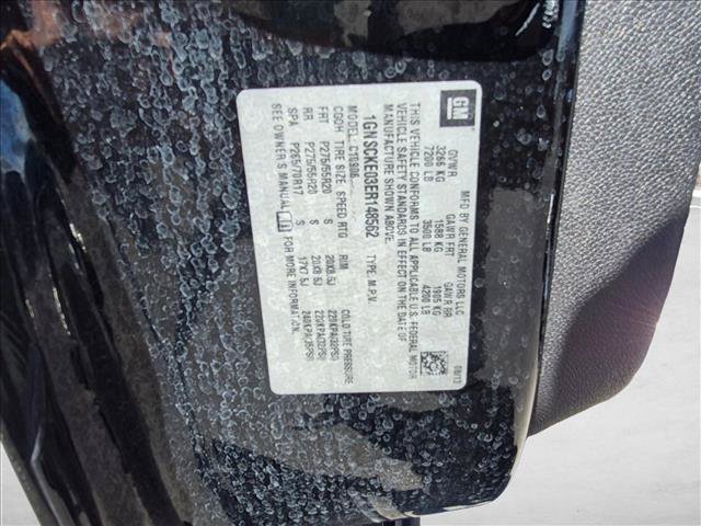Used 2014 Chevrolet Suburban LTZ RWD image 24