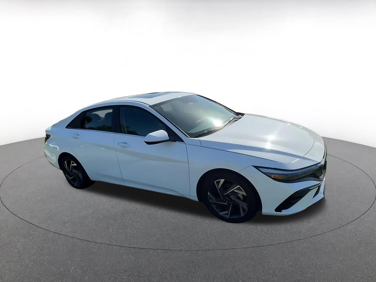 Used 2025 Hyundai Elantra SEL FWD video 2