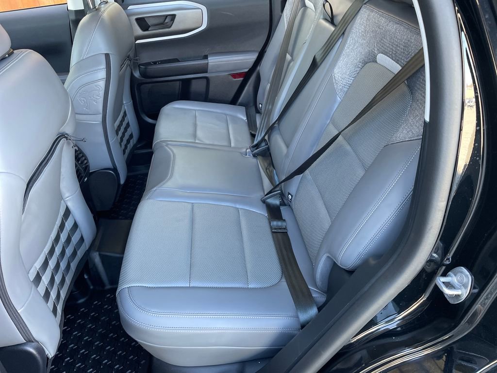 Used 2025 Ford Bronco Sport Badlands image 37