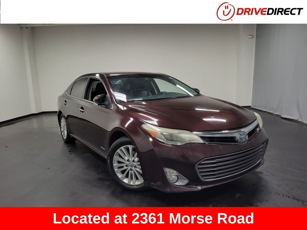 Used 2014 Toyota Avalon Limited w/ Technology Package