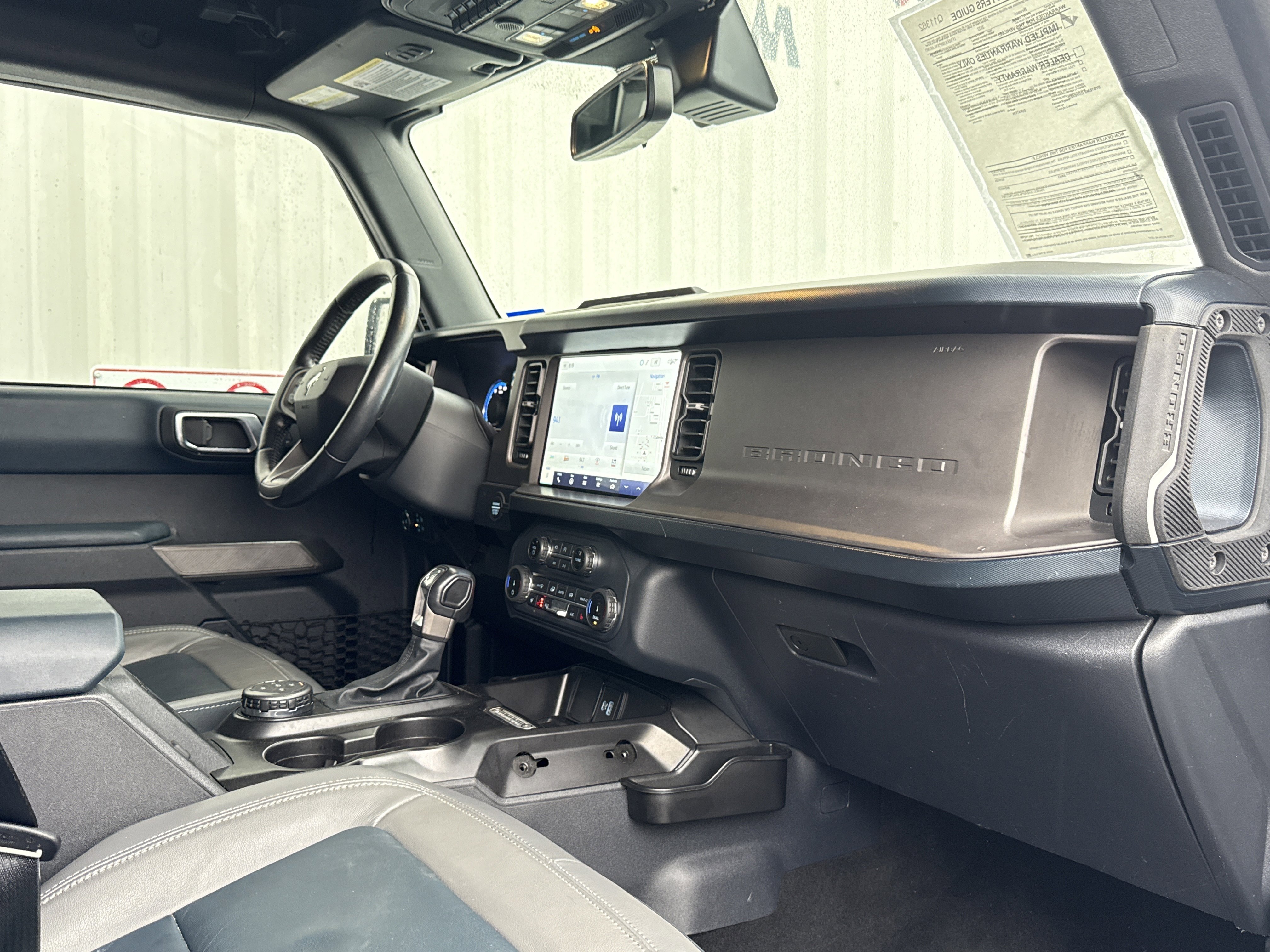 Used 2022 Ford Bronco Outer Banks image 31