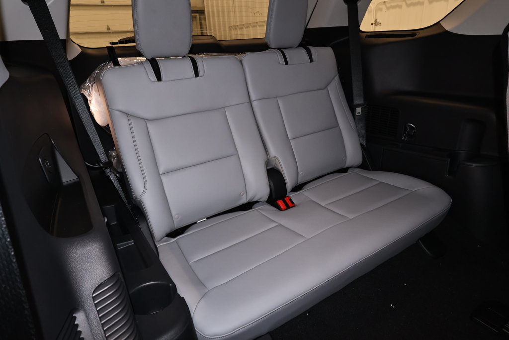 New 2026 Ford Explorer Active w/ Active Comfort Package AWD/4WD image 18