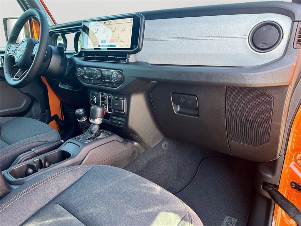 New 2025 Jeep Gladiator Sport image 28