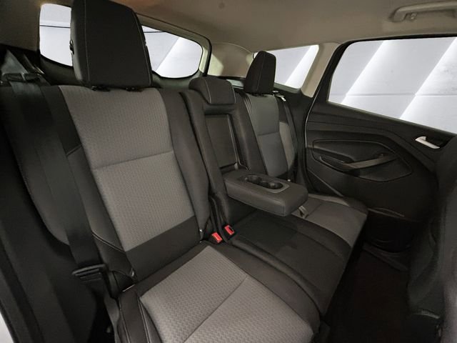 Used 2018 Ford Escape SE w/ SE Sync 3 Package AWD/4WD image 16