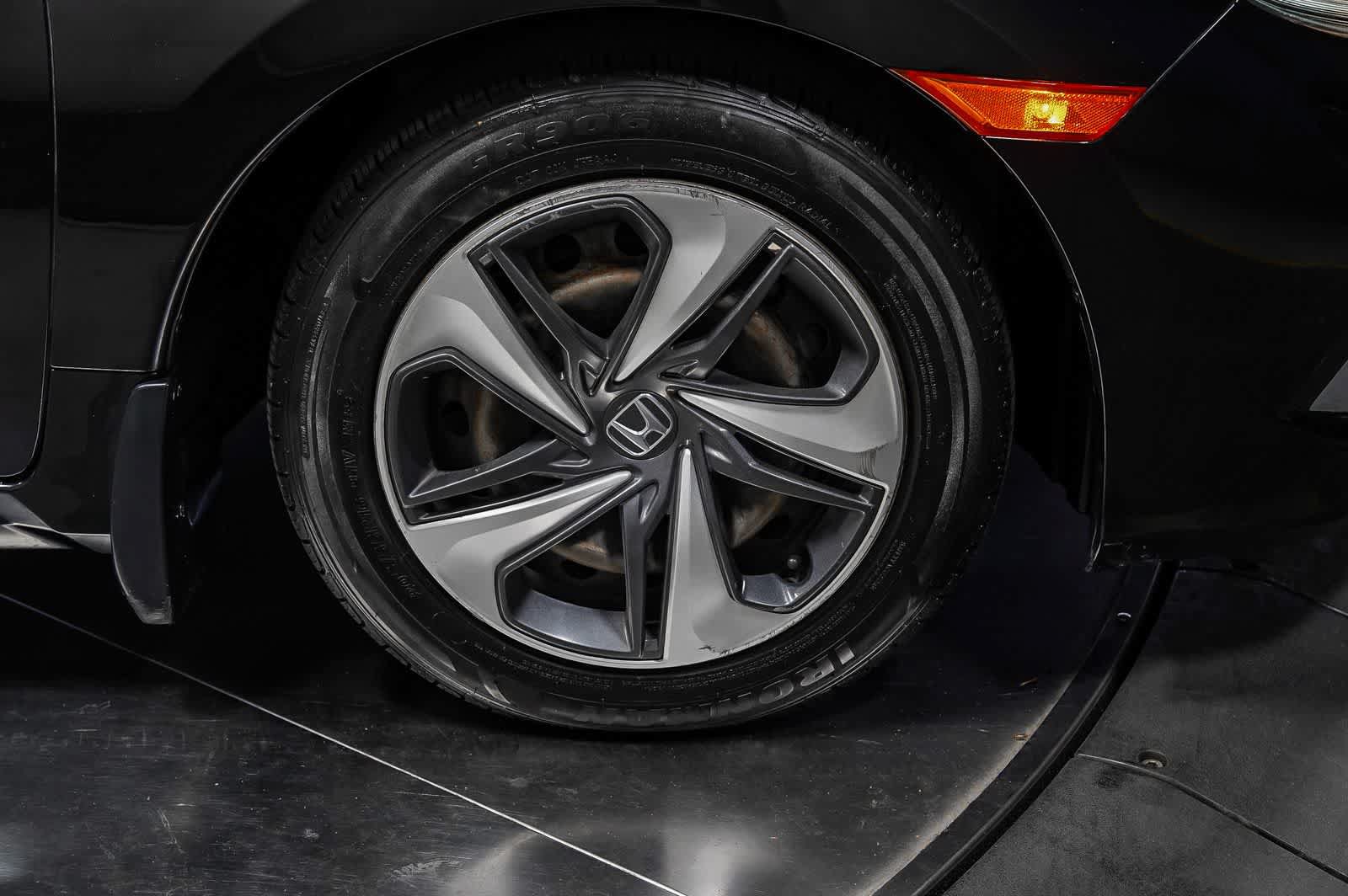 Used 2019 Honda Civic LX image 9