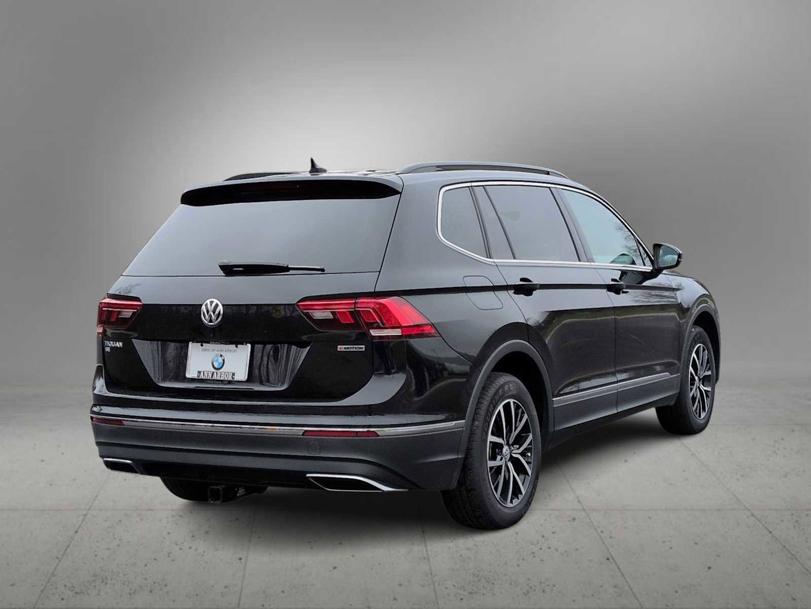 Used 2021 Volkswagen Tiguan SE AWD/4WD image 8