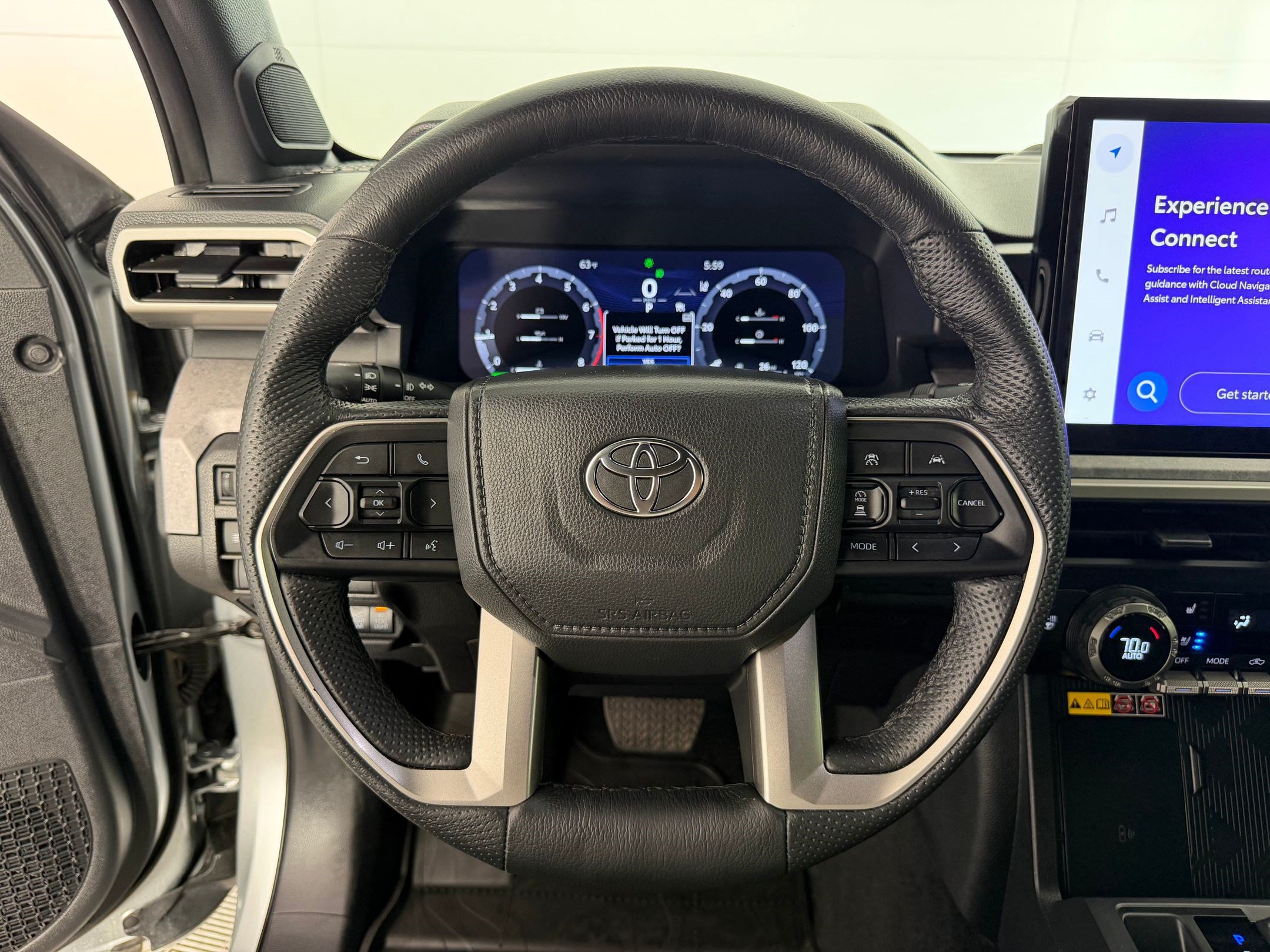 Used 2025 Toyota Tacoma 4x4 Double Cab Hybrid image 11