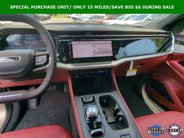 Used 2025 Jeep Wagoneer S Launch Edition image 2