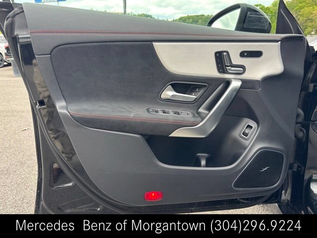 Used 2025 Mercedes-Benz CLA 250 4MATIC image 11