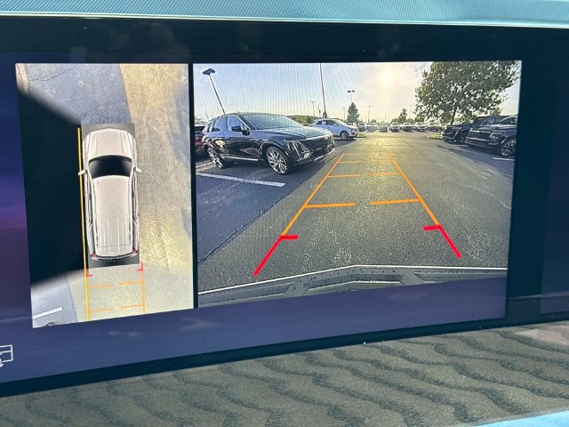 New 2026 Cadillac Escalade Platinum Sport w/ LPO, Floor Liner Package AWD/4WD image 27